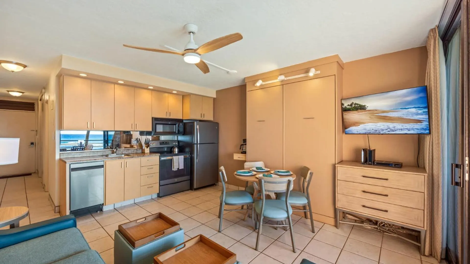 Kuleana Club #412 Oceanfront - 1 Bedroom & 1 Bathroom - Gated 2Nd Fl Kahana Holiday home
